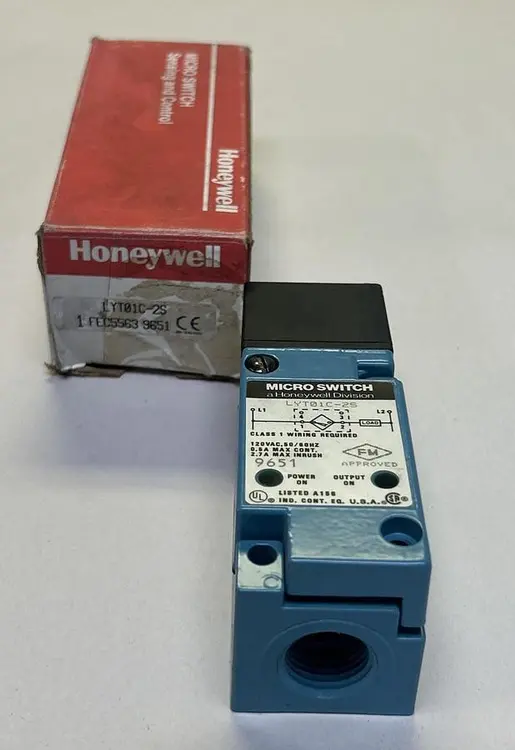 New | in-Stock HONEYWELL MICROSWITCH LYT01C-2S Miscellaneous Equipment (Electrical & Power) | Surplus Asset Holdings #1188368