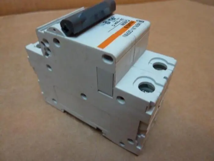 Used MERLIN GERIN C60N-2 Circuit Breakers Michigan US | Ideal Machinery #585177