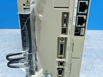 USED YASKAWA SGDV3R8AE1A002000