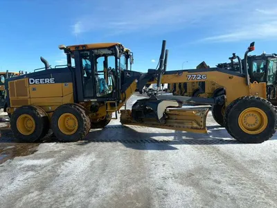 2018 John Deere 772G