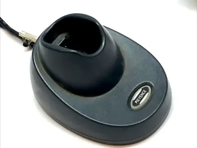 USED KEYENCE BARCODE SCANNER W/ HR-UC1 BASE & OP-87530 AC ADAPTER, WIRED