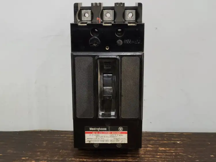 Used WESTINGHOUSE F3040 Switchgears British Columbia CA | Lenmark #242385