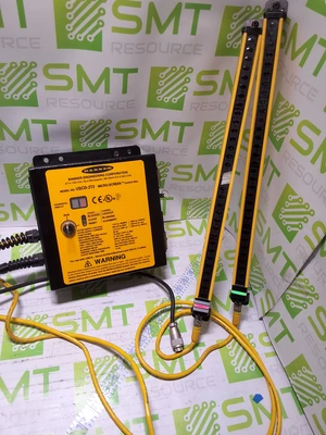 BANNER USCD-2T2 MICRO SCREEN CONTROL BOX WITH BANNER USR1624Y MIRCO SCREEN CURTAIN