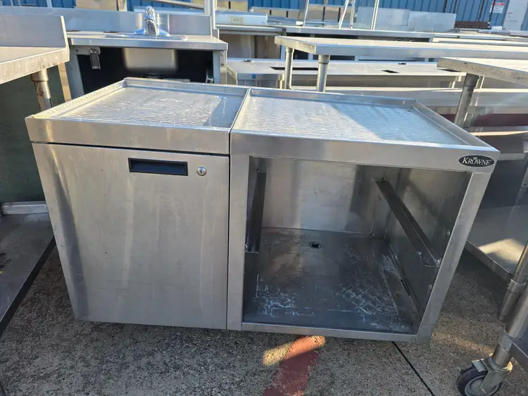 Used Falcon Restaurant Supply, Inc. Used 42"W X 24"D X 30H" Stainless Steel Drain Board - SB2 - SS365 Dishtables Illinois US | Falcon Restaurant Supply #1373776