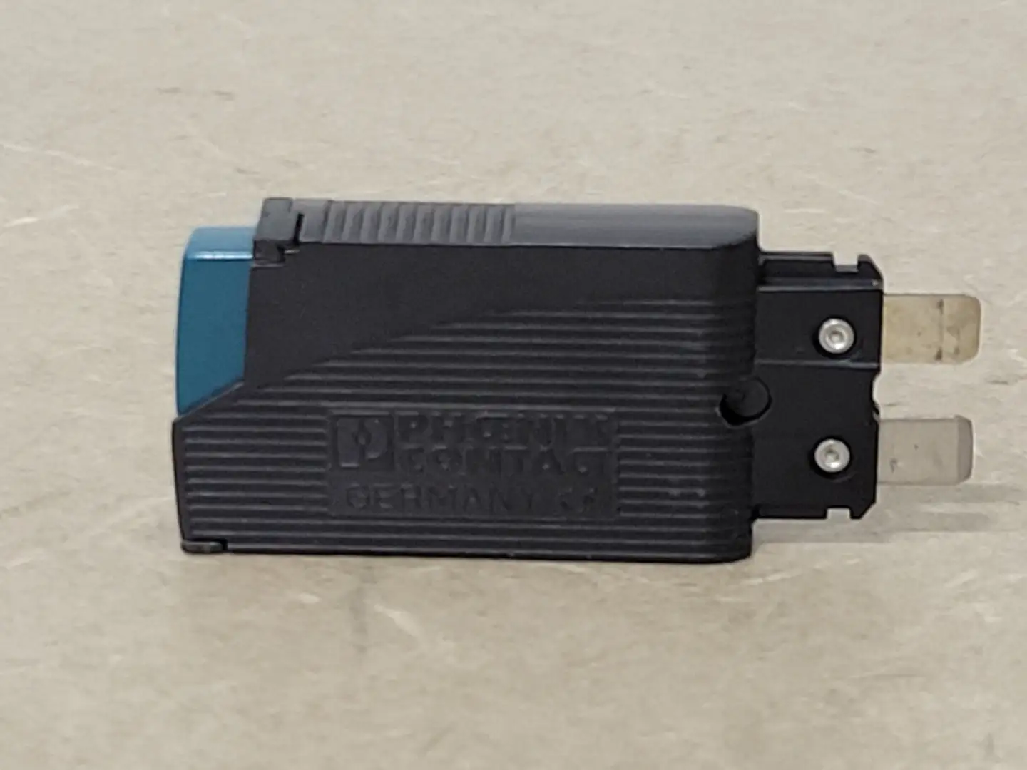 New | in-Stock PHOENIX CONTACT TCP 2.0A Switchgears British Columbia CA | Lenmark #241089