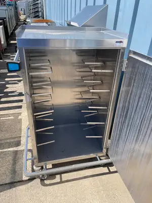 Used Lakeside Used LAKESIDE Food Tray Cart: 6 Trays, Non-Pass-Through, 1 Doors, Stainless Steel - SS48 Restaurant Equipment (Miscellaneous) Illinois US | Falcon Restaurant Supply #1376163