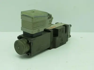 Husky HPN 634917 WE42P06B11A0BN/X9 Hydraulic Valve 24V