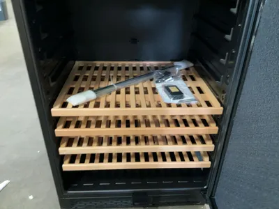 Used VINOTEMP EL-300GFEBRR Refrigerators Michigan US | Miedema Asset Management Group #1437366