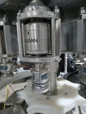 USED FEDERAL 26/8 GALLON FILLER/CAPPER