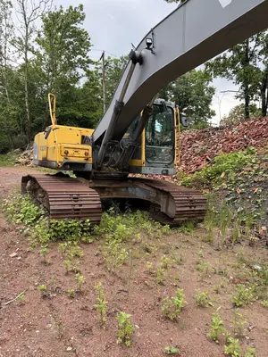 Used 2004 VOLVO EC240BLR Dredging excavators Pennsylvania US | Aucto #1308616