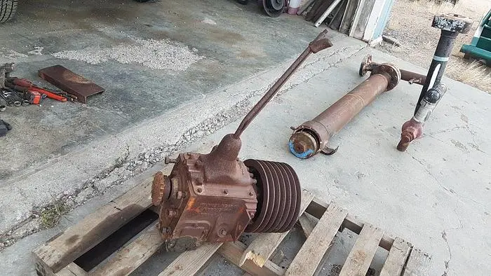 Used WARNER GEAR COMPANY T7A-1 MANUAL TRANSMISSION Automotive Parts Saskatchewan CA | Chad Equipment #466647