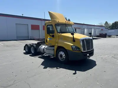 Used 2016 FREIGHTLINER CASCADIA 113 Conventional trucks California US | Ben Kaplan Equipment #1402911