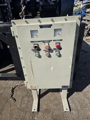 Kunjie, double shaft tire shredder, plastic / wood / cardboard recycling machine