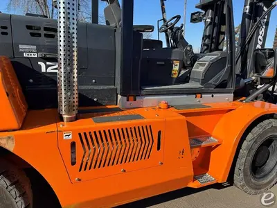 USED 2017 DOOSAN D120S-7