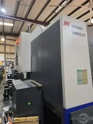 USED 2013 NEWAY HM503T