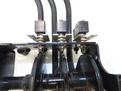 Toyota Electric Forklift Three Lever Control With Lift Tilt Shift From 5FBE15