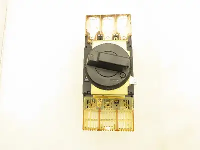 Mitsubishi Electric NF225-CP Circuit Breaker Non-Fused 3P 125A 600VAC W/Switch