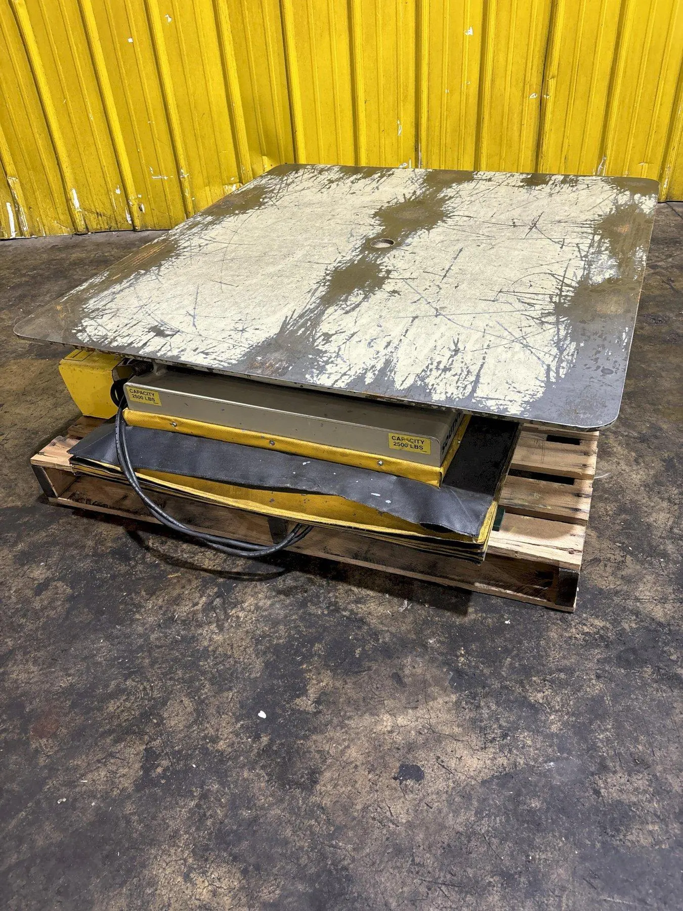 2500 LBS X 48" X 44" SOUTHWORTH MODEL #LS2.5-36 BACKSAVER  HYDRAULIC SCISSOR LIFT & TURN TABLE, 110V : STOCK #20511
