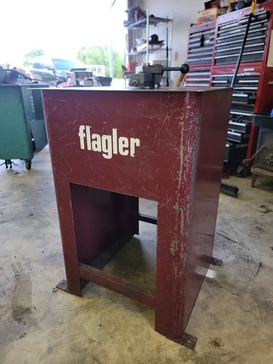 Used _UNKNOWN_ _UNKNOWN_ Flangers Maryland US | 1987 Machinery #1409805