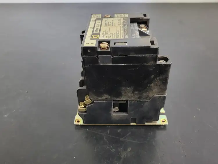 Used SQUARE D 8536SCO3V02S Switchgears British Columbia CA | Lenmark #240415