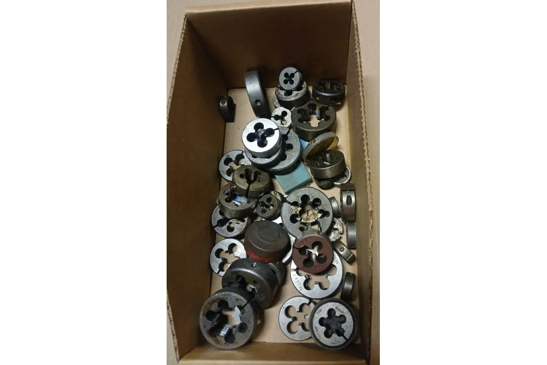Used _UNKNOWN_ _UNKNOWN_ Taps & Dies Ohio US | Thompson Auctioneers #1547373