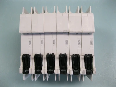 USED Allen-Bradley 1489-M