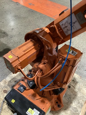 USED 2015 ABB IRB 2600 M2004