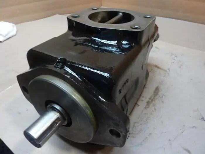 Used VICKERS 4520V60A81 Pumps Michigan US | Ideal Machinery #585240