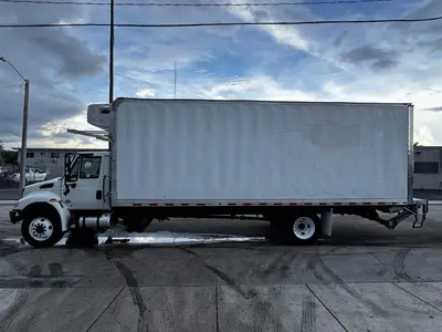 Used 2019 INTERNATIONAL 4300 Reefer Trucks Florida US | Truck and Van Outlet #1509137