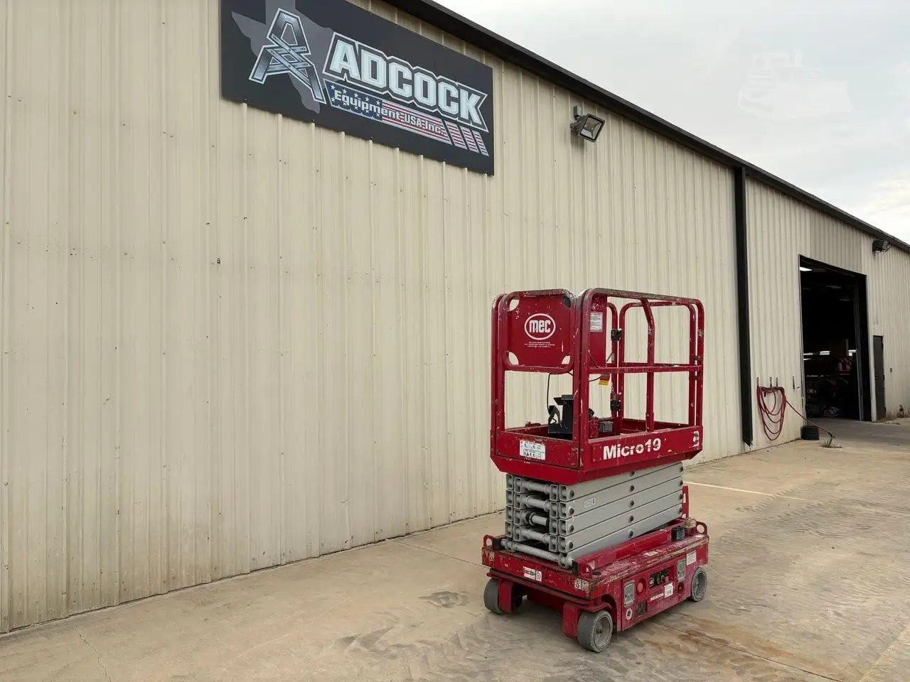 Used 2018 MEC MICRO 19 Scissor Lifters Texas US | Adcock Equipment USA #1519583