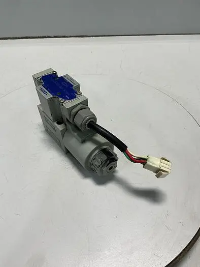 Used YUKEN T-DSG-01-2B8-D24-60140-L Valves/Fittings Michigan US | Ideal Machinery #696514