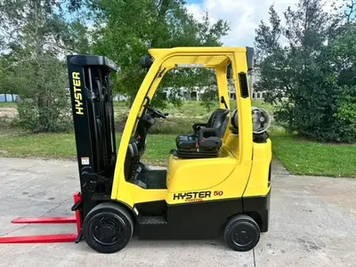 USED 2017 HYSTER S50FT