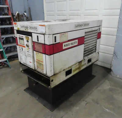 25 HP Gardner Denver Electro-Screw Air Compressor