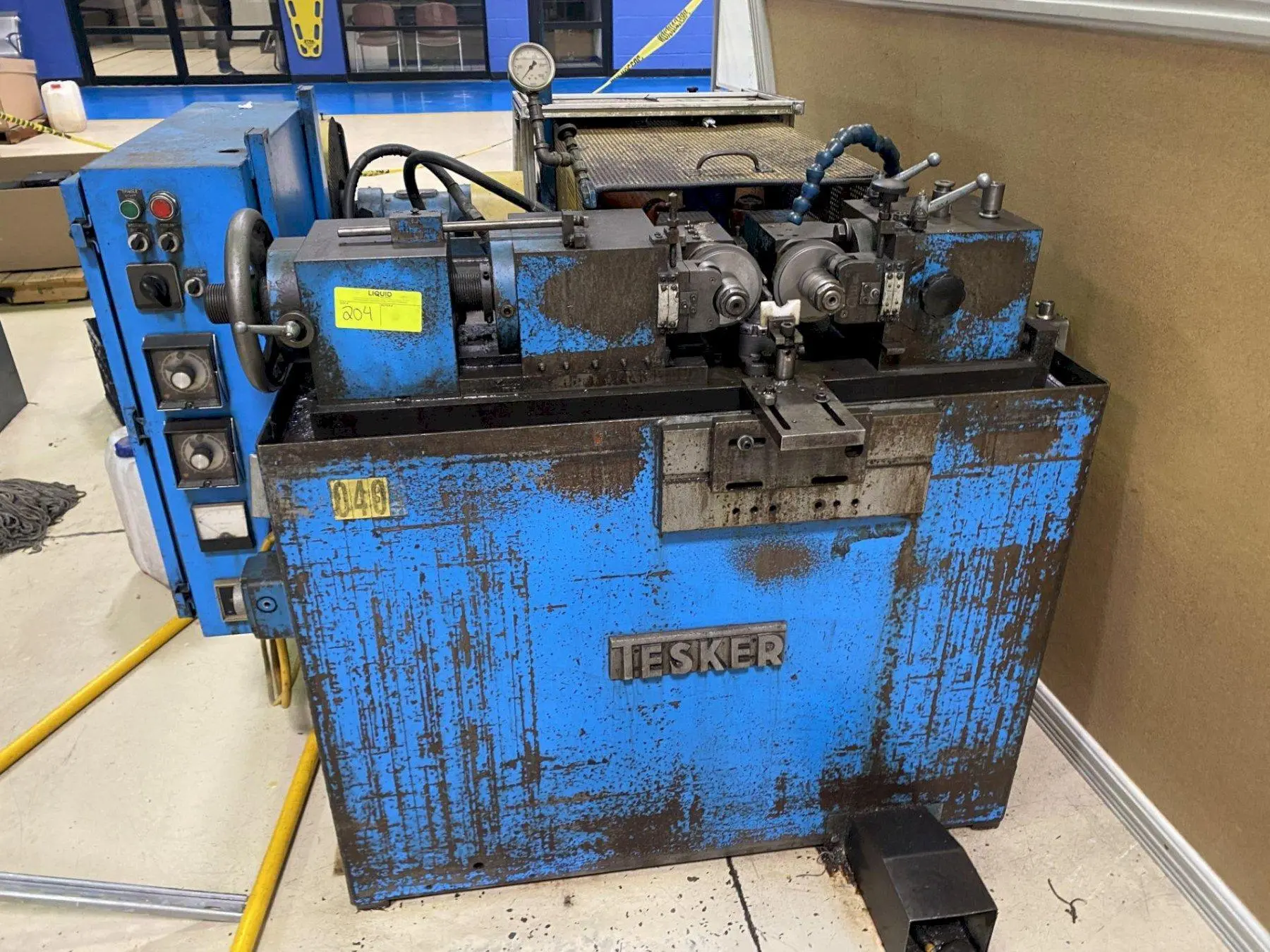 USED TESKER 175
