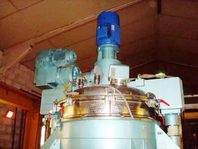 1000L Lleal S/S C/Rotating Mixer