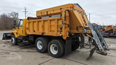 USED 2005 INTERNATIONAL WORKSTAR 7400