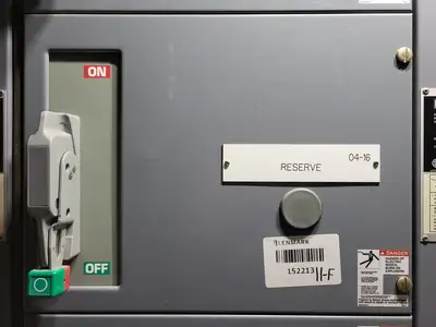 USED SQUARE D MODEL 6