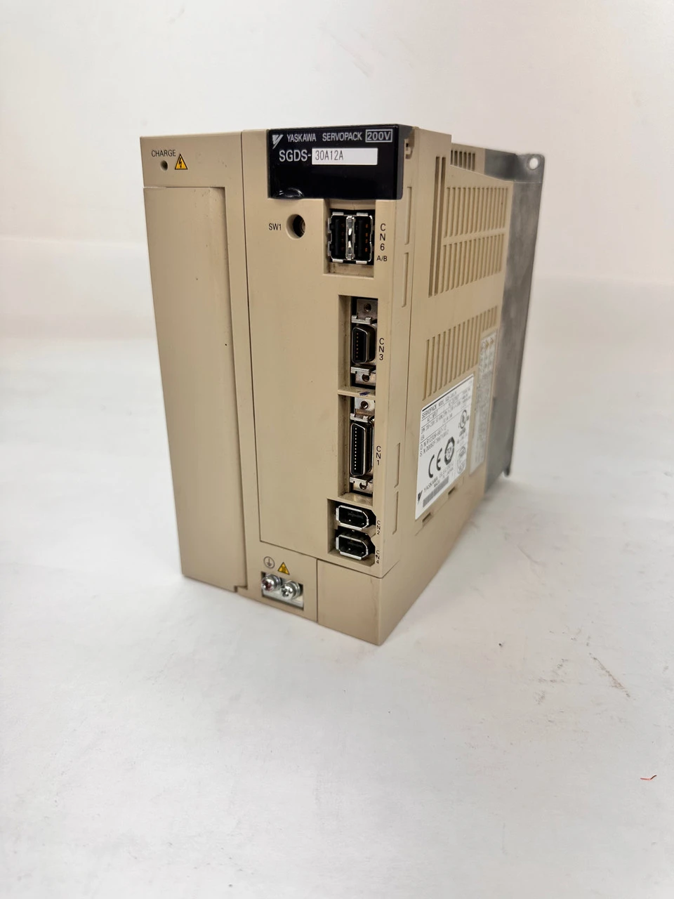 USED YASKAWA ELECTRIC SGDS-30A12A