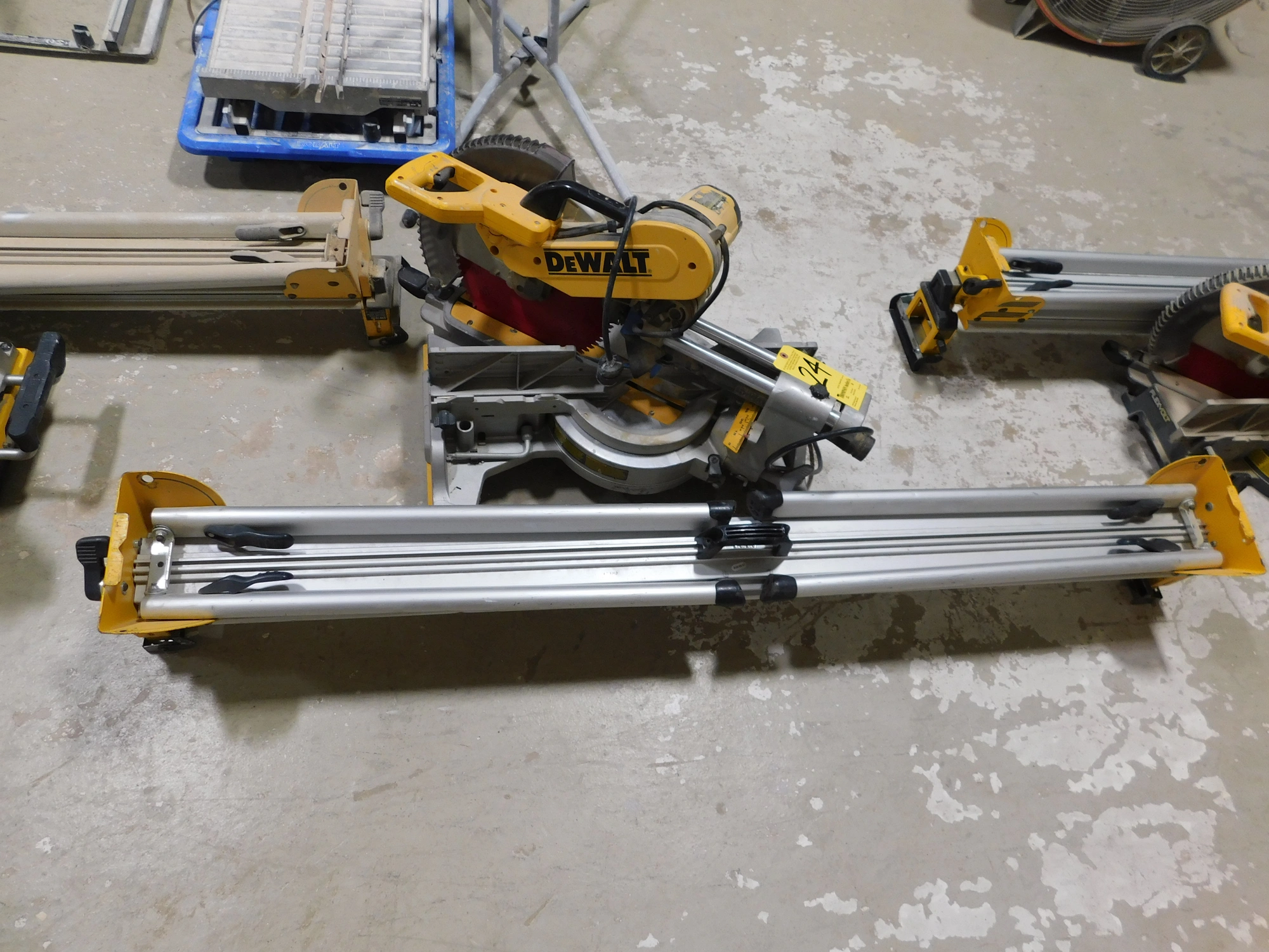 Used _UNKNOWN_ _UNKNOWN_ Cross Cut Saws Florida US | Thompson Auctioneers #1312093