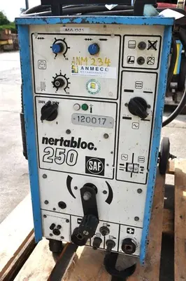 USED SAF NERTABLOC 250 AMP TIG