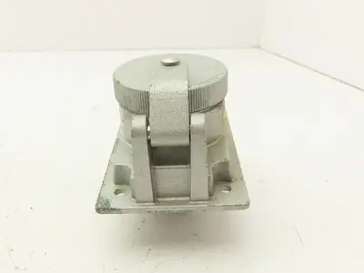 Russellstoll SKWR11G Circuit Breaker Pin and Sleeve Receptacle 20A 600V
