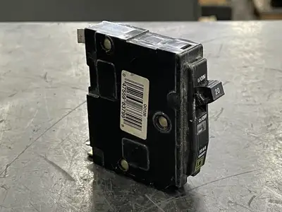 USED SQUARE D QO120