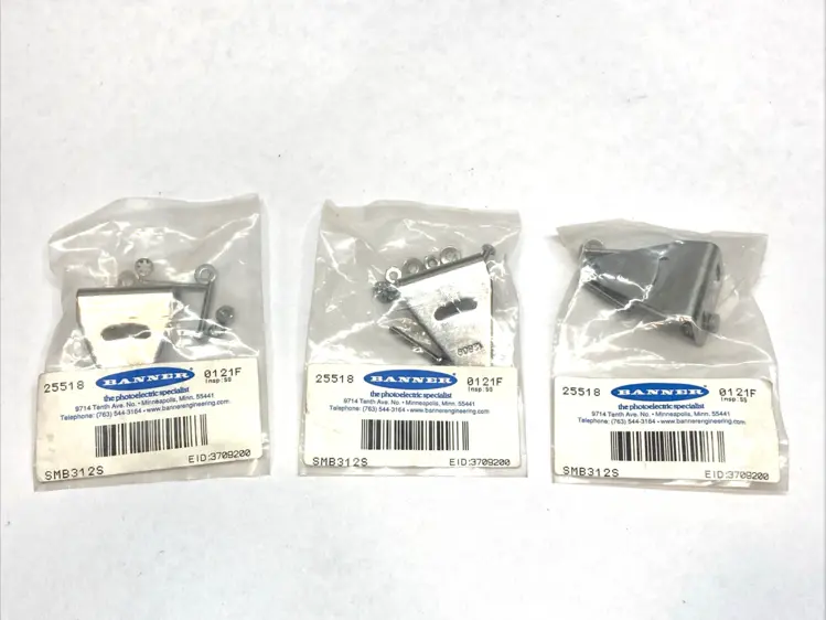 New | in-Stock Banner Mounting Bracket & Hardware 25518 LOT OF 3 Tooling & Accessories (Other) Michigan US | Maverick Industrial Sales #1402049