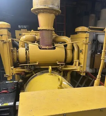 USED CATERPILLAR D348