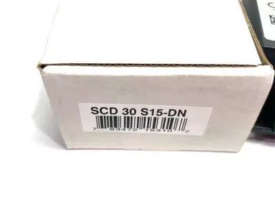 USED EMERSON, SOLA HEVI-DUTY POWER SUPPLY DIN RAIL DC-DC
