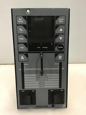 USED HUSKY 9152
