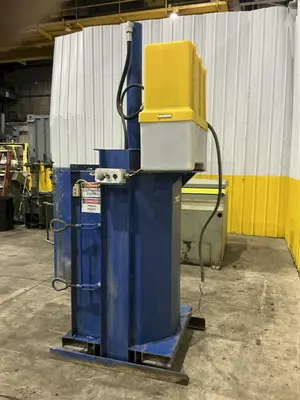 55 GALLON DRUM VESTIL HYDRAULIC CRUSHER & COMPACTOR, MODEL #WBB3147055: YOBRO #24913