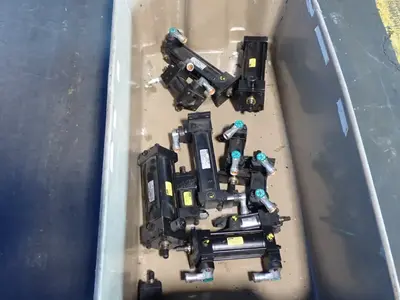 Parker  Pneumatic Cylinders