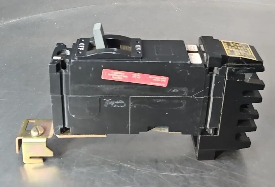 Square D FA14015B 15 Amp 277V 1 Pole I Line Circuit Breaker (BIN252)