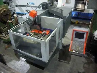 USED MAHO MH 600 E2 CNC X:600 - Y:450 - Z:400 MM